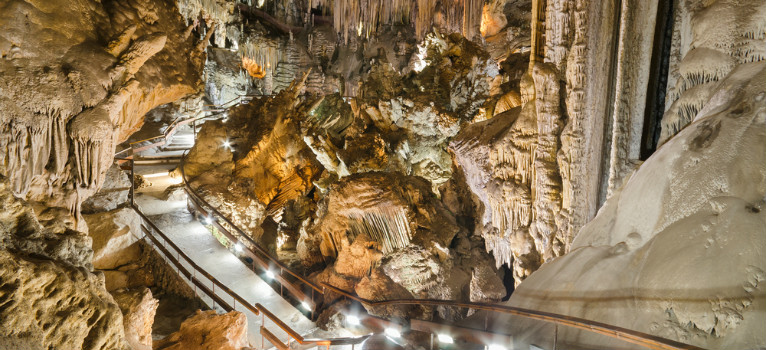 ¿cómo llegar a la gruta de nerja